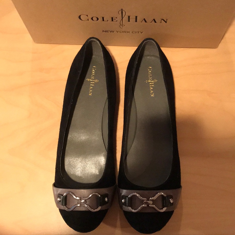 Cole Haan Dana Infinity black suede flats